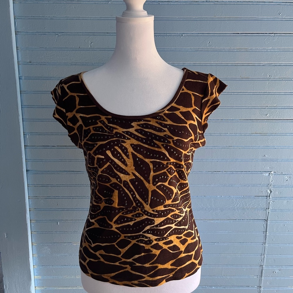 Temptation giraffe bling fluttered short sleeve top